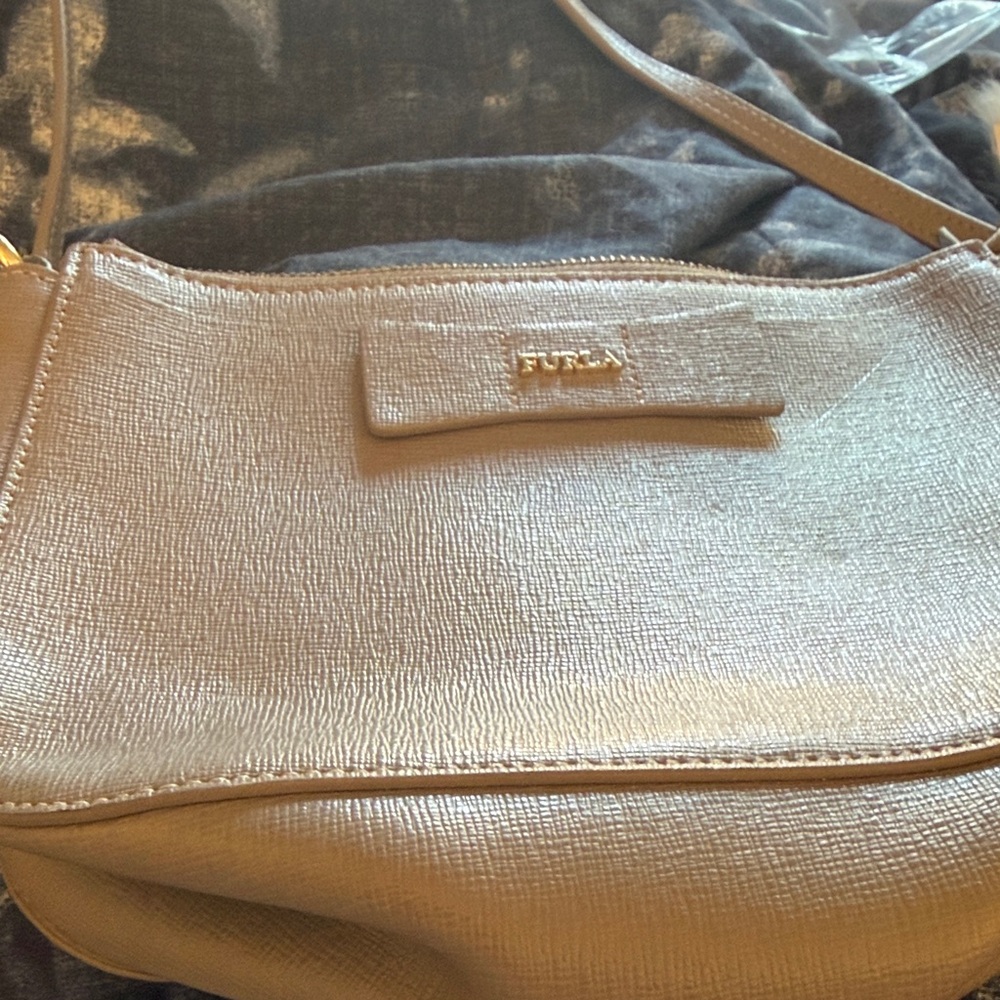 Furla Elegant Beige Shoulder Bag vet good condition preloved